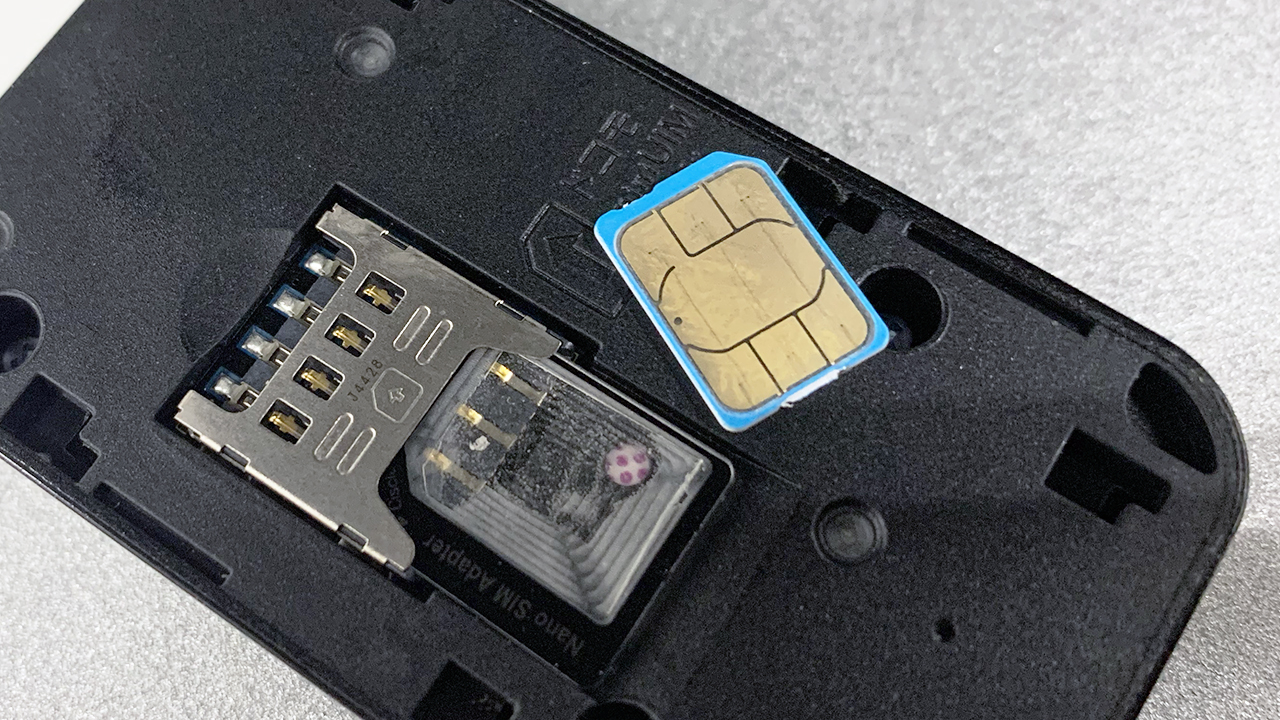 SIMカード搭載